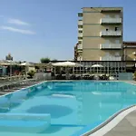 Caesar Ξενοδοχείο 3*