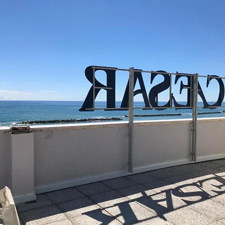Caesar מלון 3*