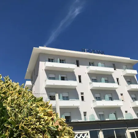 Hotel Caesar 3*