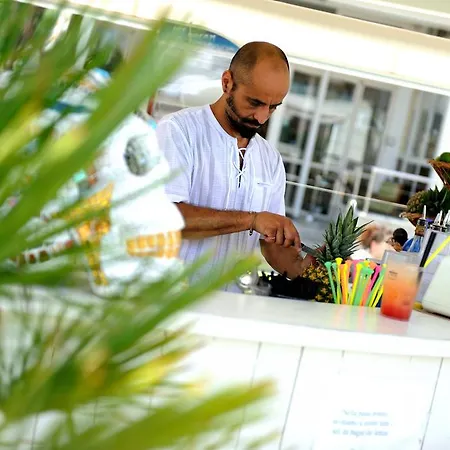 凯撒酒店 3* 丽都迪萨维奥