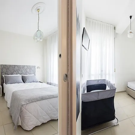 Caesar Hotel 3*